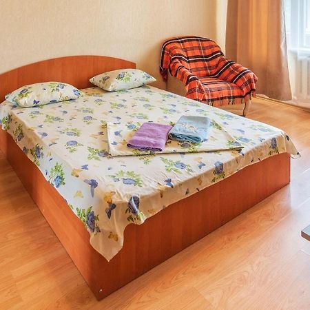 קייב Квартира По Адресу Приозерная 8 Б Оболонь מראה חיצוני תמונה